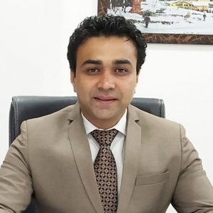Dr. Siddharth Shah