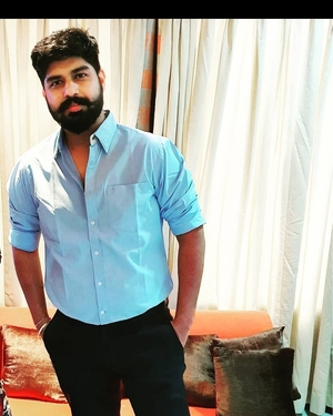 Dr. Prathmesh
