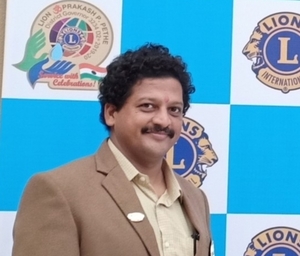Dr. Dr Lalitkumar Dhoka