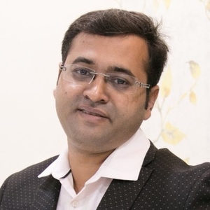 Dr. Dr Shital Lalwani