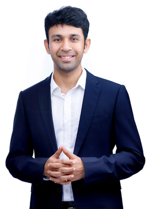 Dr. Dr Tejas Gundewar