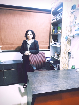 Dr. Dr Seema Dande