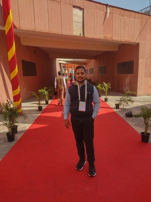Dr. Vd. Suvigya Pathak